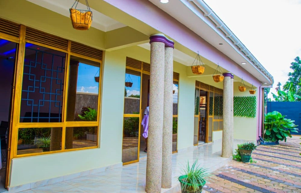 Mbale Breezy Inn